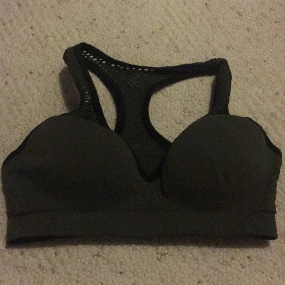 XS sport bra